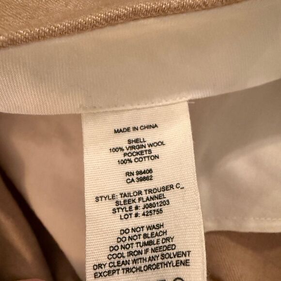 Theory Tailor Trouser in Sleek Flannel - Picture 5 of 7